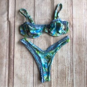 Blackbough Amelia Frilled 2 Piece Bikini Swimsuit Size S Secret Garden Pattern